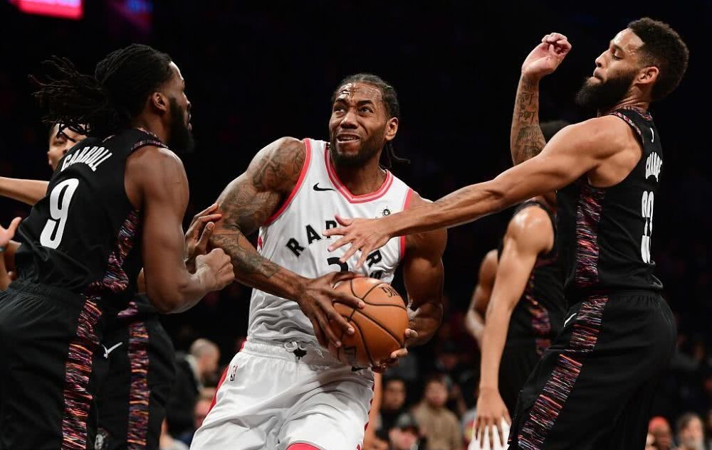  班凯罗30+10魔术爆冷击败掘金  